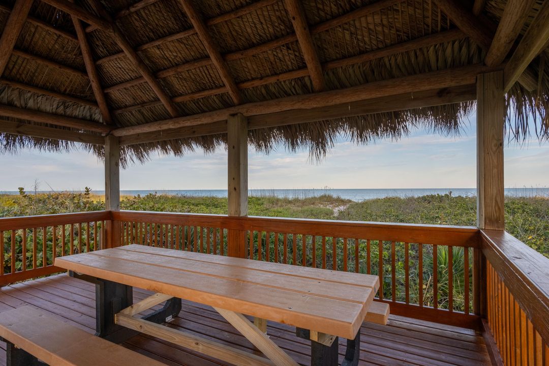 待售: $369,000 (2 贝兹, 2 浴室, 1126 平方英尺)