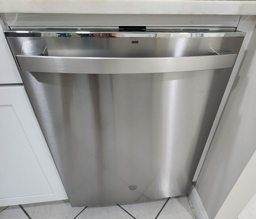 待售: $369,000 (2 贝兹, 2 浴室, 1126 平方英尺)