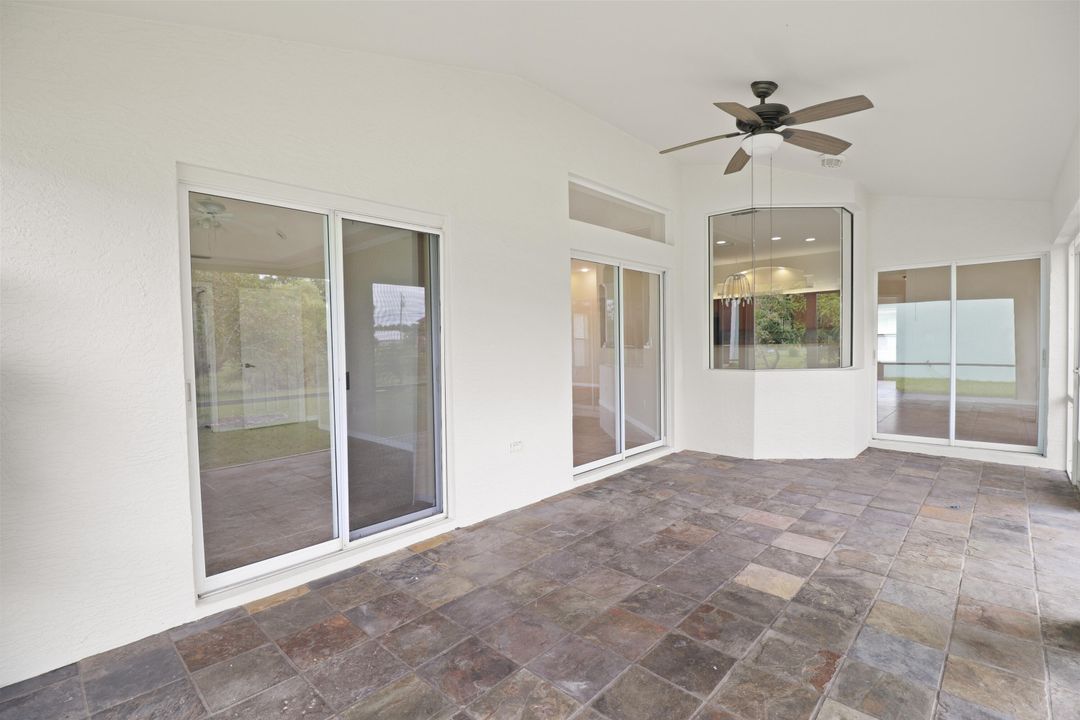 合同活跃: $2,800 (4 贝兹, 3 浴室, 2439 平方英尺)