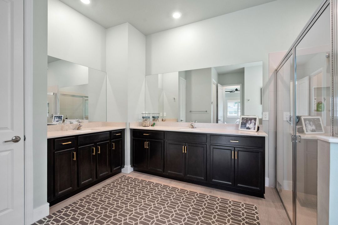 For Sale: $694,909 (3 beds, 3 baths, 2807 Square Feet)