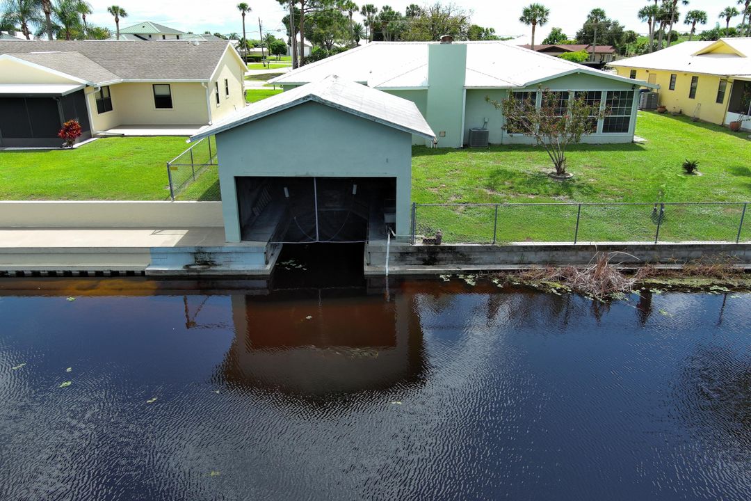 На продажу: $358,000 (3 спален, 2 ванн, 2082 Квадратных фут)