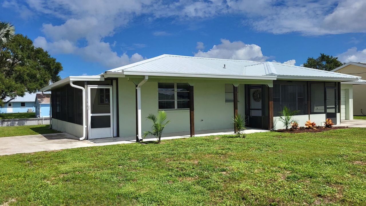 На продажу: $358,000 (3 спален, 2 ванн, 2082 Квадратных фут)