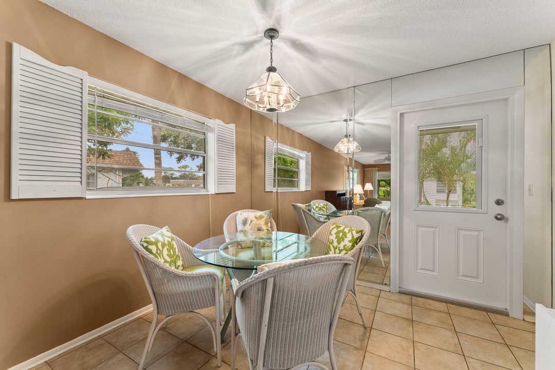 Active With Contract: $109,900 (1 beds, 1 baths, 772 Square Feet)