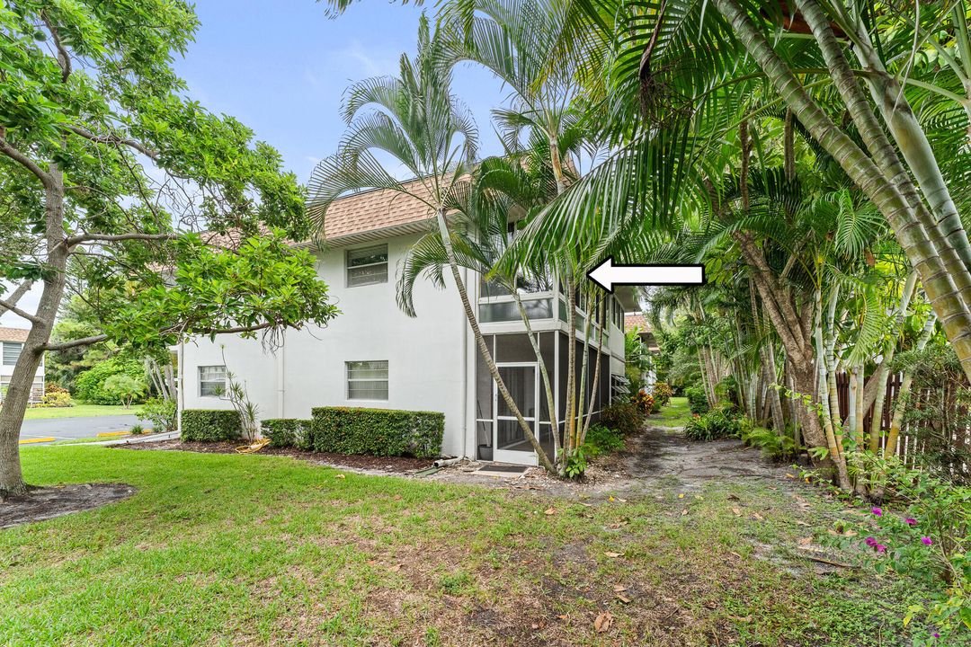 Active With Contract: $109,900 (1 beds, 1 baths, 772 Square Feet)