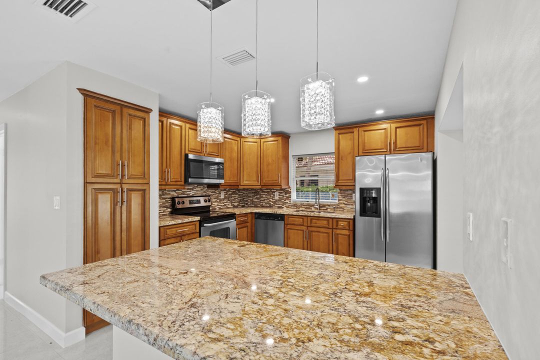 Active With Contract: $549,000 (3 beds, 2 baths, 1716 Square Feet)