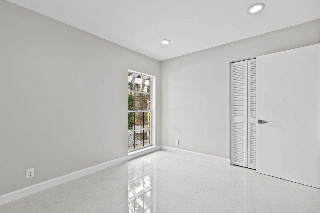 Active With Contract: $549,000 (3 beds, 2 baths, 1716 Square Feet)