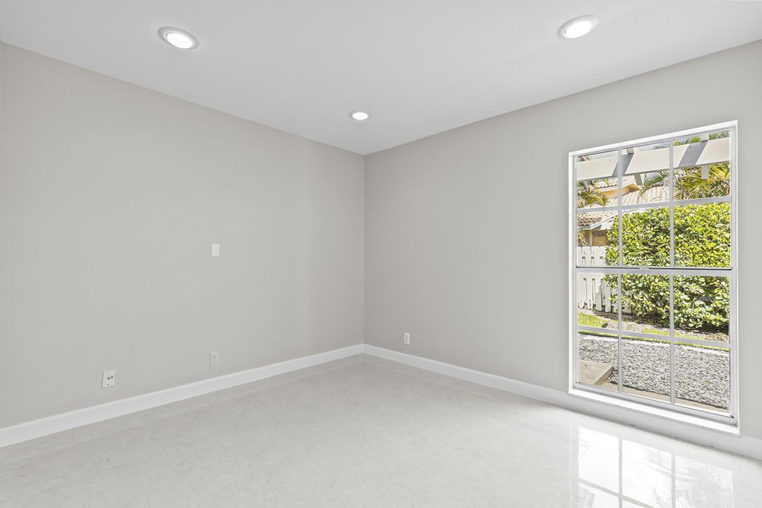 Active With Contract: $549,000 (3 beds, 2 baths, 1716 Square Feet)