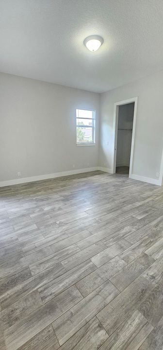 For Rent: $3,700 (4 beds, 2 baths, 1749 Square Feet)