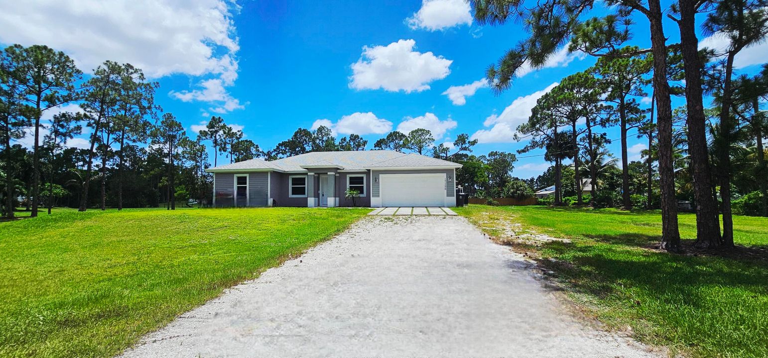 For Rent: $3,700 (4 beds, 2 baths, 1749 Square Feet)