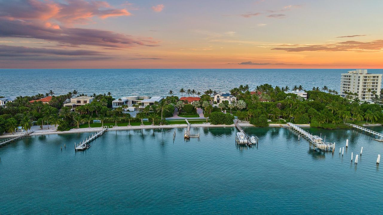 待售: $24,650,000 (6 贝兹, 6 浴室, 5829 平方英尺)