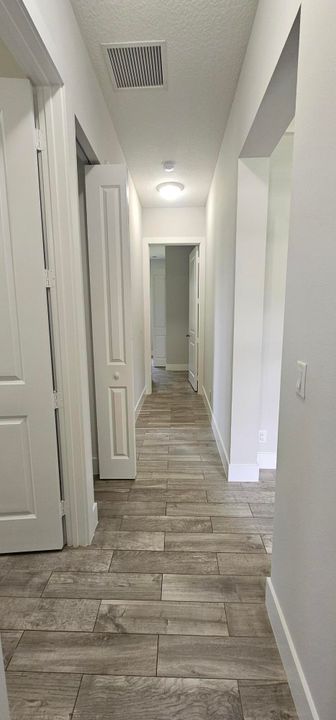 For Rent: $3,700 (4 beds, 2 baths, 1749 Square Feet)