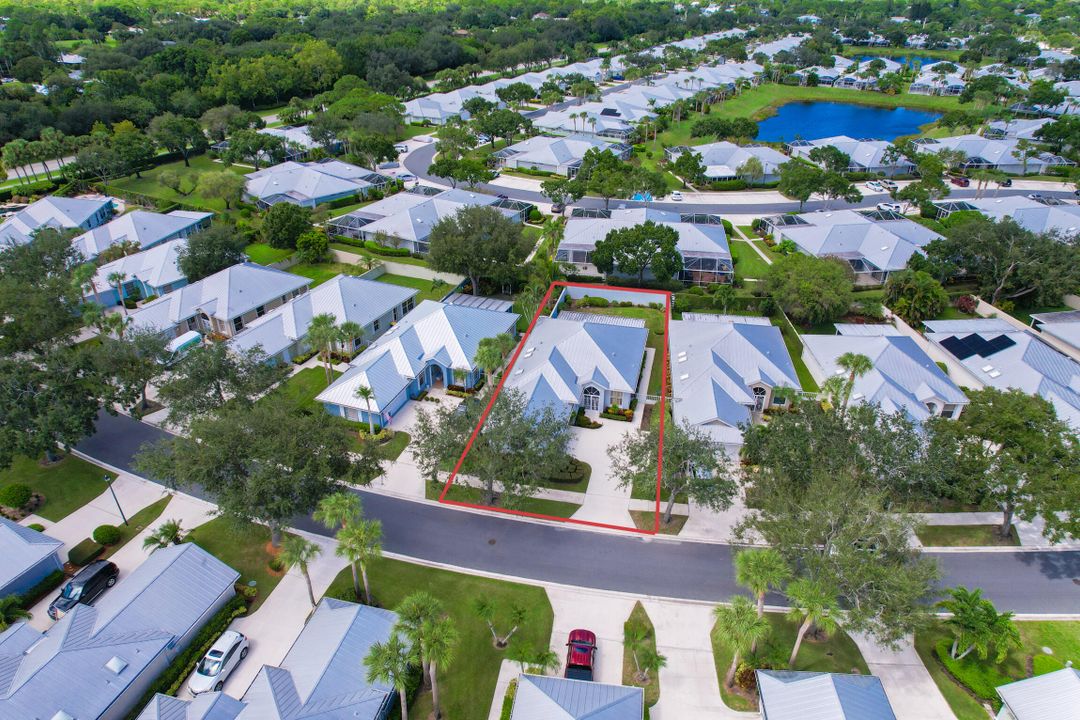 最近售出: $425,000 (3 贝兹, 2 浴室, 1952 平方英尺)