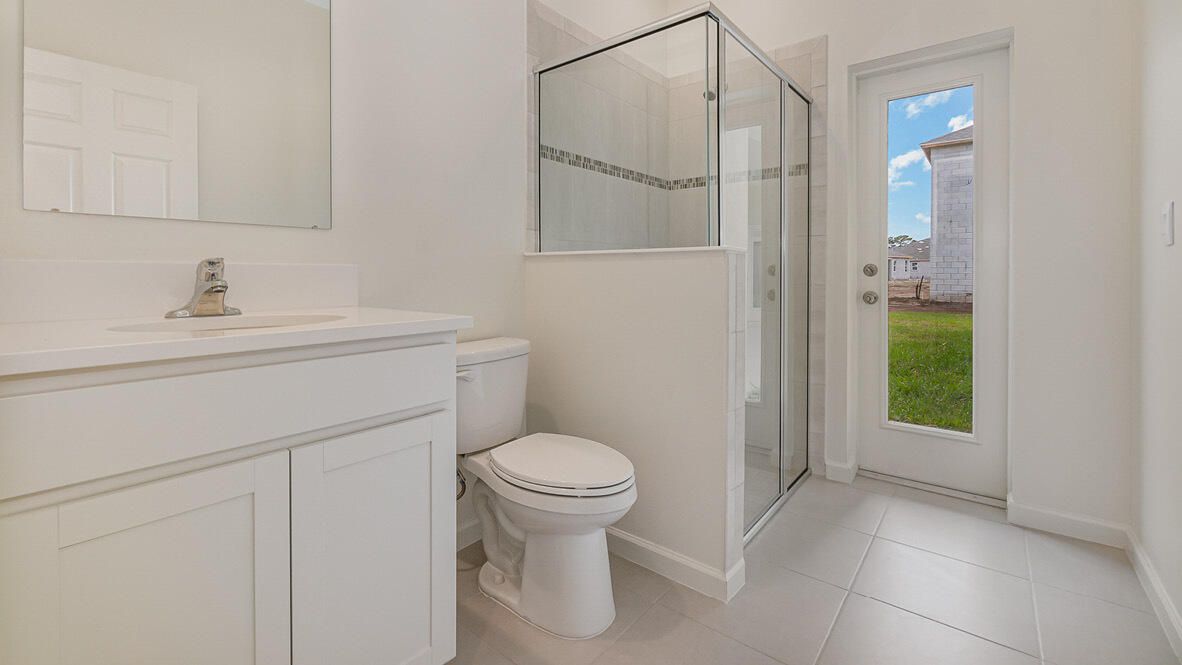 For Rent: $3,900 (5 beds, 4 baths, 3492 Square Feet)