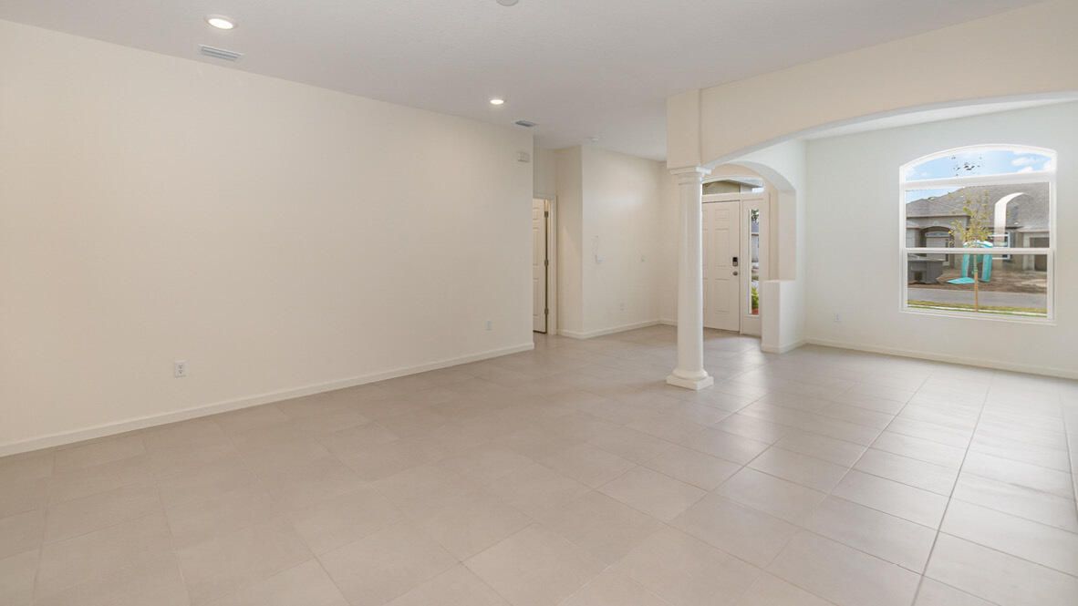 For Rent: $3,900 (5 beds, 4 baths, 3492 Square Feet)