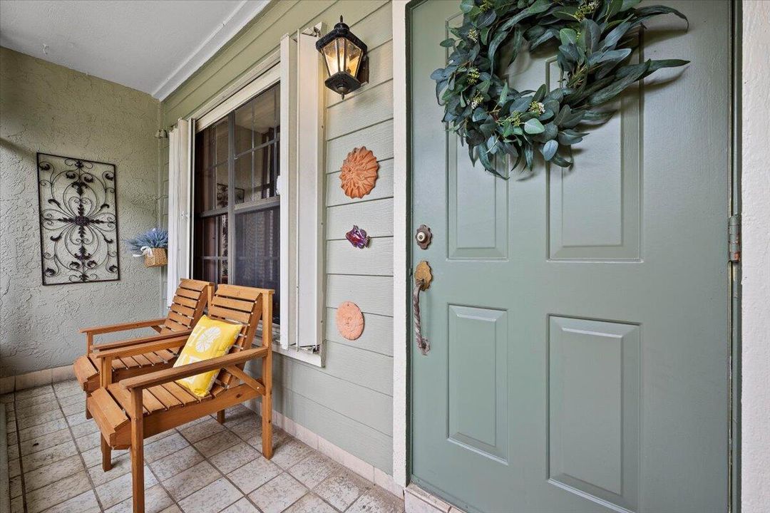 Active With Contract: $250,000 (3 beds, 2 baths, 1551 Square Feet)