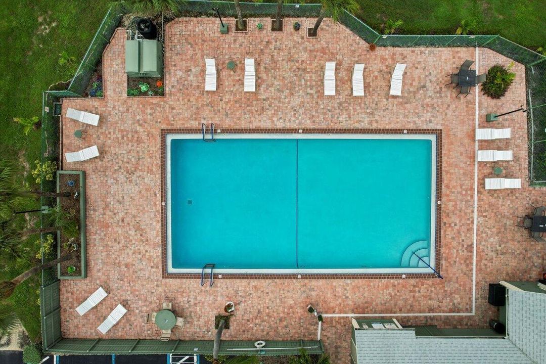 Active With Contract: $250,000 (3 beds, 2 baths, 1551 Square Feet)