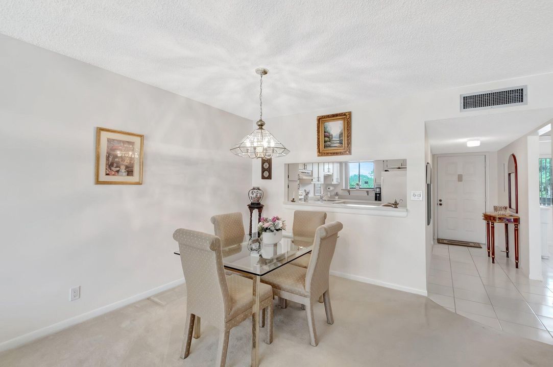 Active With Contract: $99,990 (2 beds, 2 baths, 1092 Square Feet)