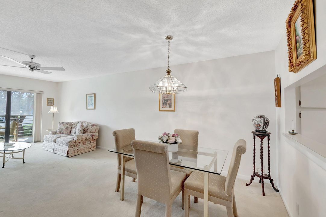 Active With Contract: $99,990 (2 beds, 2 baths, 1092 Square Feet)