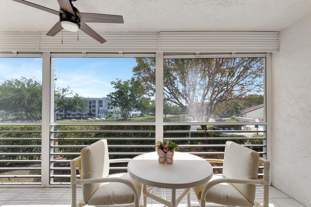 Active With Contract: $99,990 (2 beds, 2 baths, 1092 Square Feet)