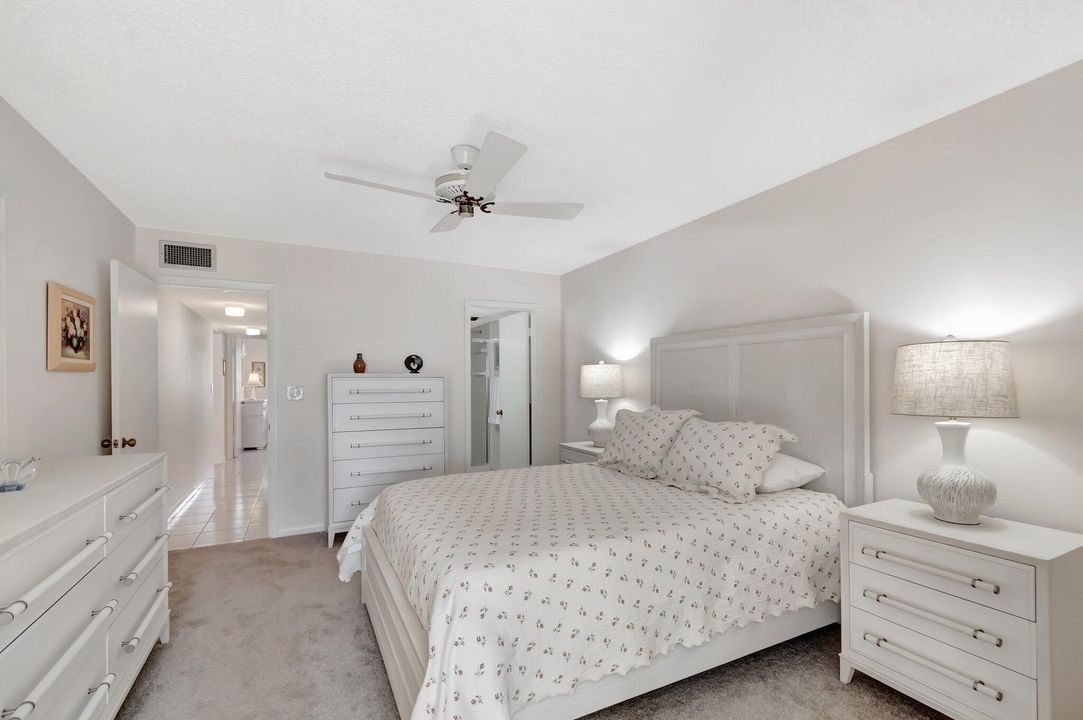 Active With Contract: $99,990 (2 beds, 2 baths, 1092 Square Feet)