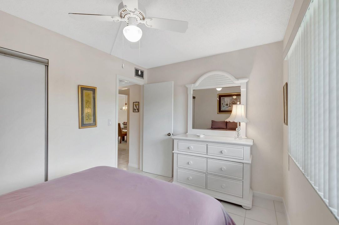 Active With Contract: $99,990 (2 beds, 2 baths, 1092 Square Feet)