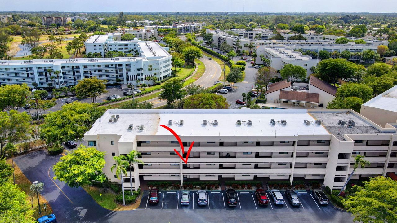 Active With Contract: $99,990 (2 beds, 2 baths, 1092 Square Feet)