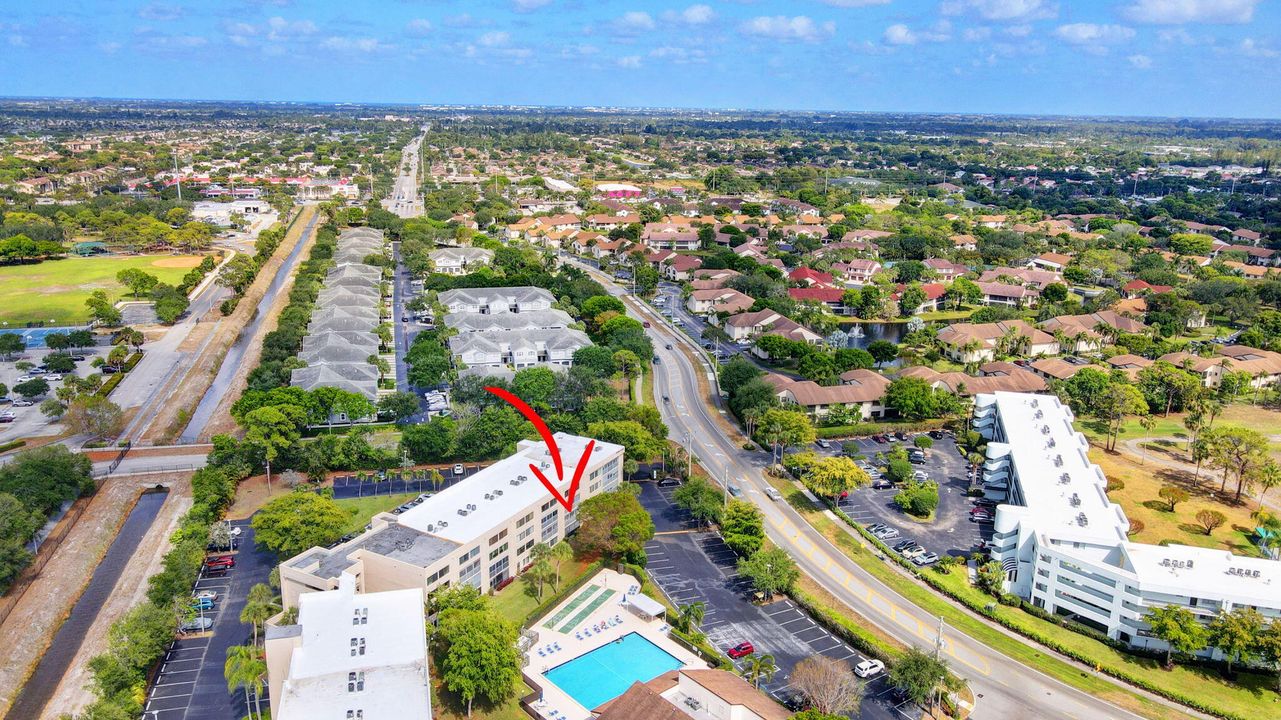 Active With Contract: $99,990 (2 beds, 2 baths, 1092 Square Feet)