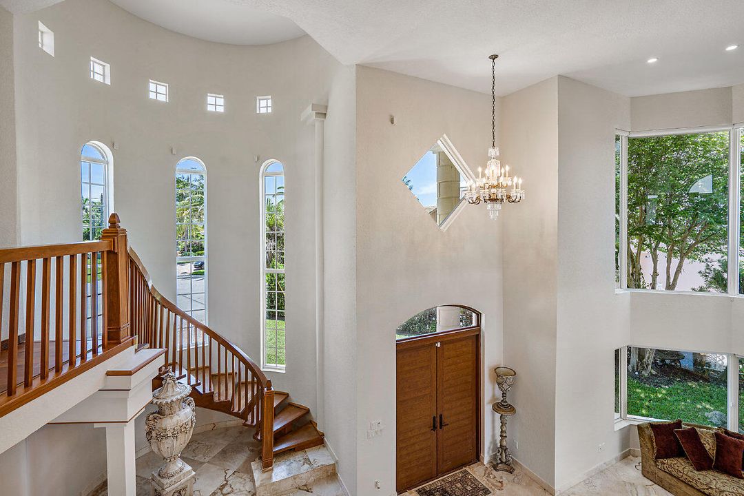 For Rent: $13,500 (4 beds, 3 baths, 3923 Square Feet)