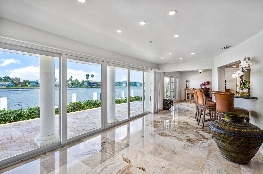 For Rent: $13,500 (4 beds, 3 baths, 3923 Square Feet)