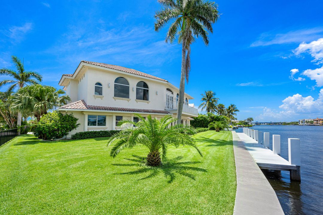 For Rent: $13,500 (4 beds, 3 baths, 3923 Square Feet)