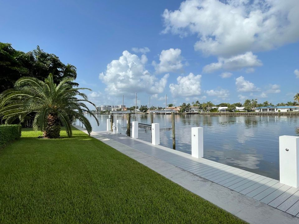 For Rent: $13,500 (4 beds, 3 baths, 3923 Square Feet)