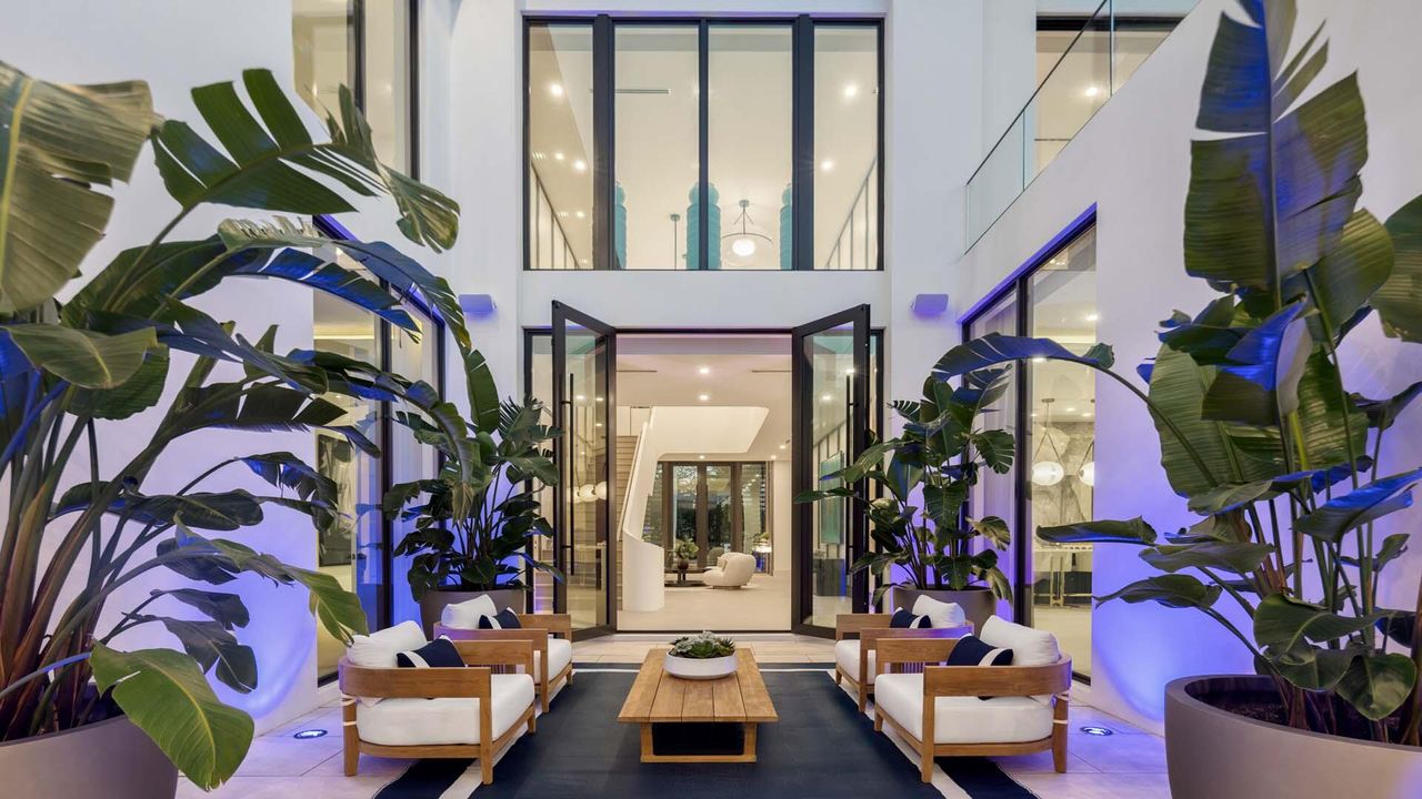 На продажу: $23,950,000 (7 спален, 8 ванн, 9188 Квадратных фут)