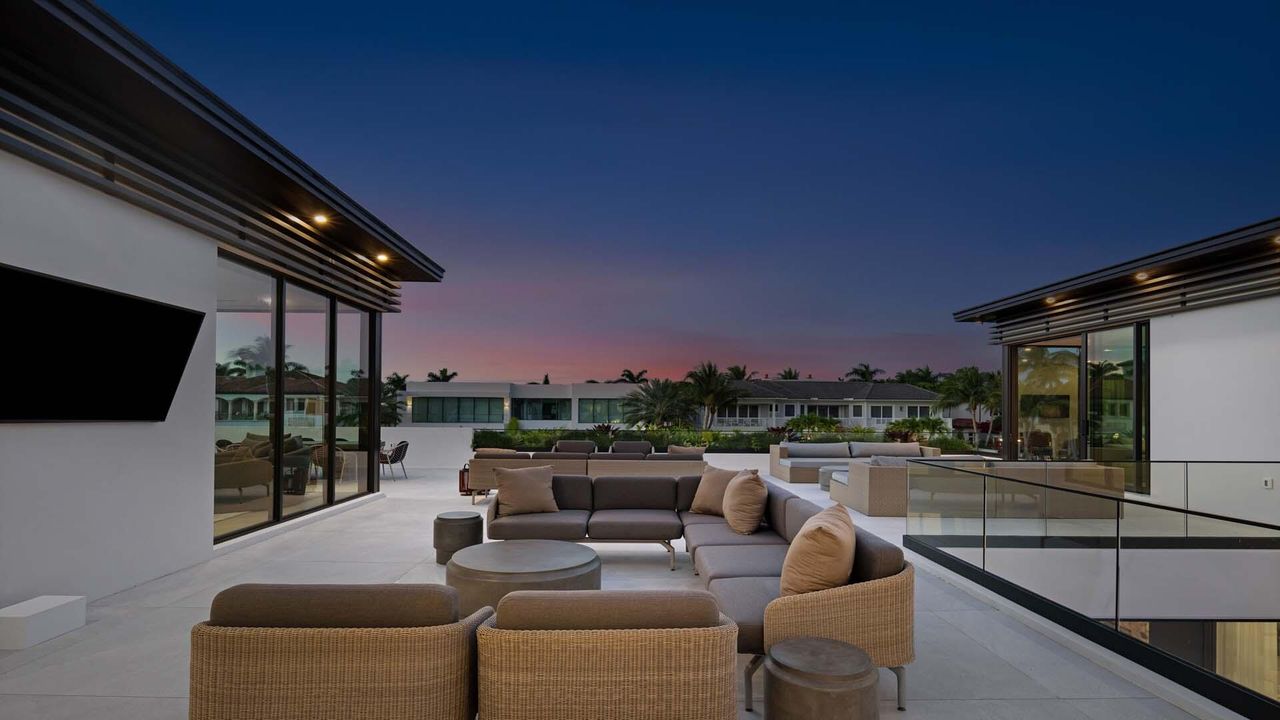 На продажу: $23,950,000 (7 спален, 8 ванн, 9188 Квадратных фут)