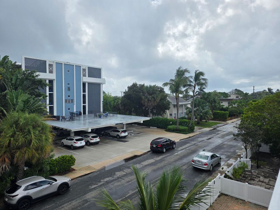 Active With Contract: $2,400,000 (0 beds, 0 baths, 693 Square Feet)