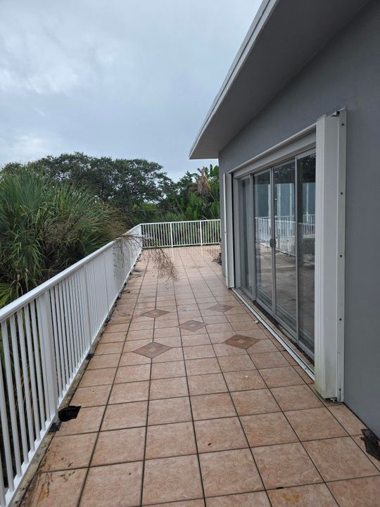 Active With Contract: $2,400,000 (0 beds, 0 baths, 693 Square Feet)