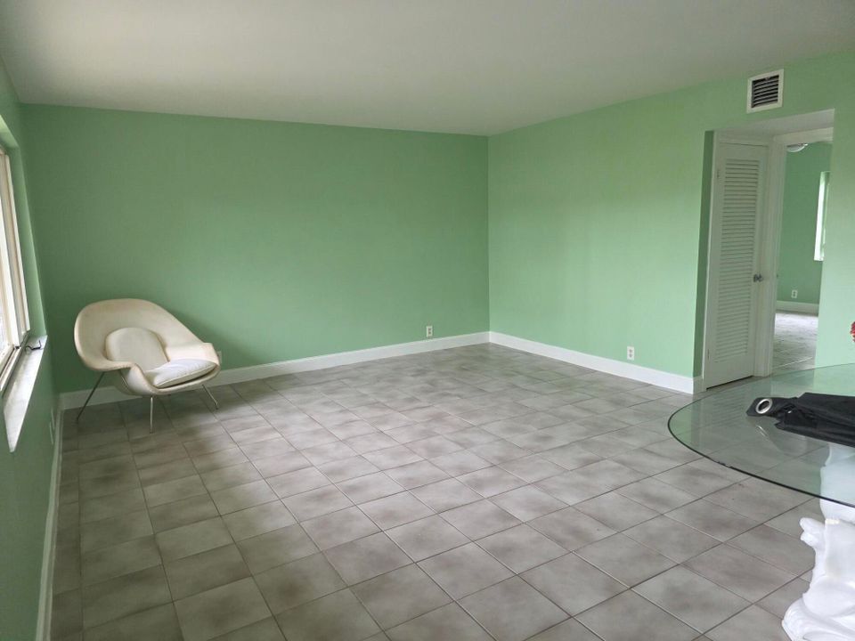 Active With Contract: $2,400,000 (0 beds, 0 baths, 693 Square Feet)