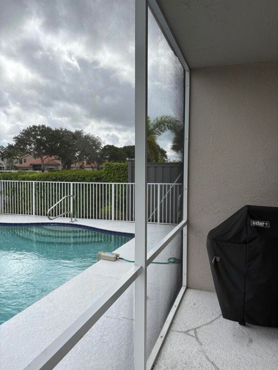 For Rent: $15,000 (4 beds, 4 baths, 2525 Square Feet)