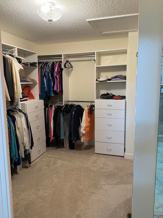 For Rent: $15,000 (4 beds, 4 baths, 2525 Square Feet)