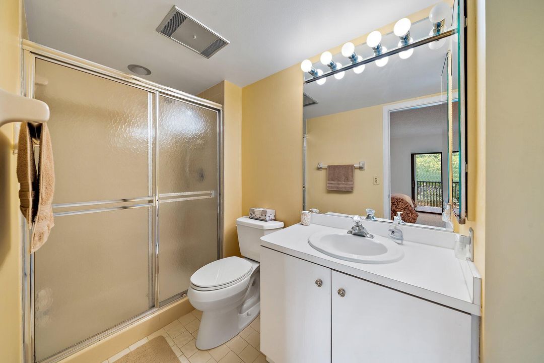 待售: $329,000 (2 贝兹, 2 浴室, 1230 平方英尺)