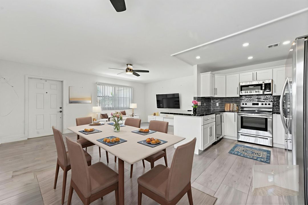 Active With Contract: $60,000 (1 beds, 1 baths, 720 Square Feet)