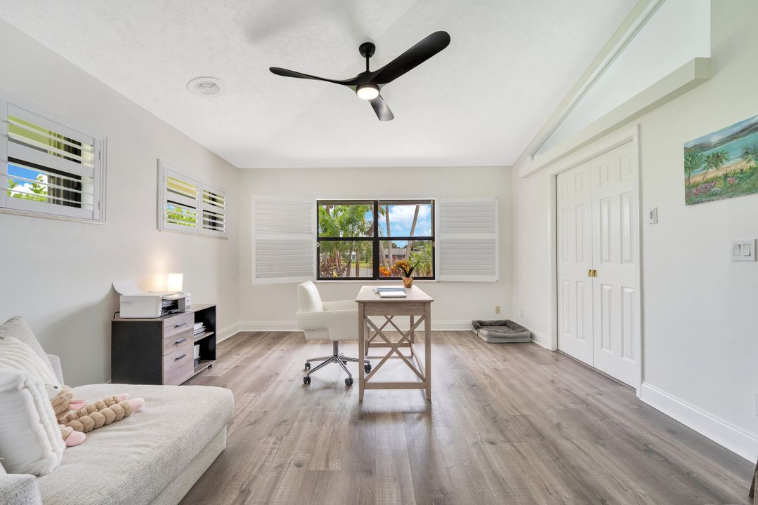 En Venta: $869,000 (3 camas, 2 baños, 3026 Pies cuadrados)