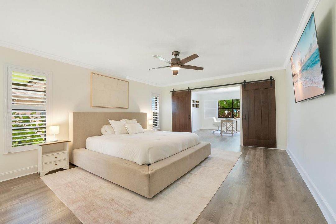 En Venta: $869,000 (3 camas, 2 baños, 3026 Pies cuadrados)