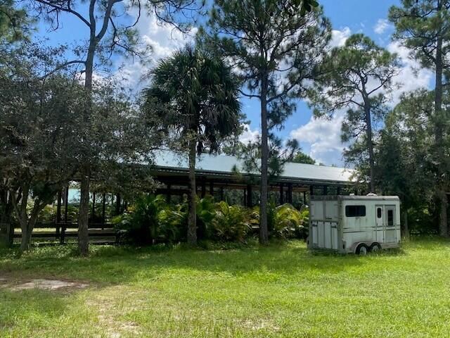 En Renta: $1,100 (6 camas, 5 baños, 2675 Pies cuadrados)