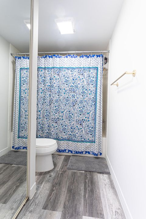 На продажу: $349,999 (2 спален, 2 ванн, 1236 Квадратных фут)