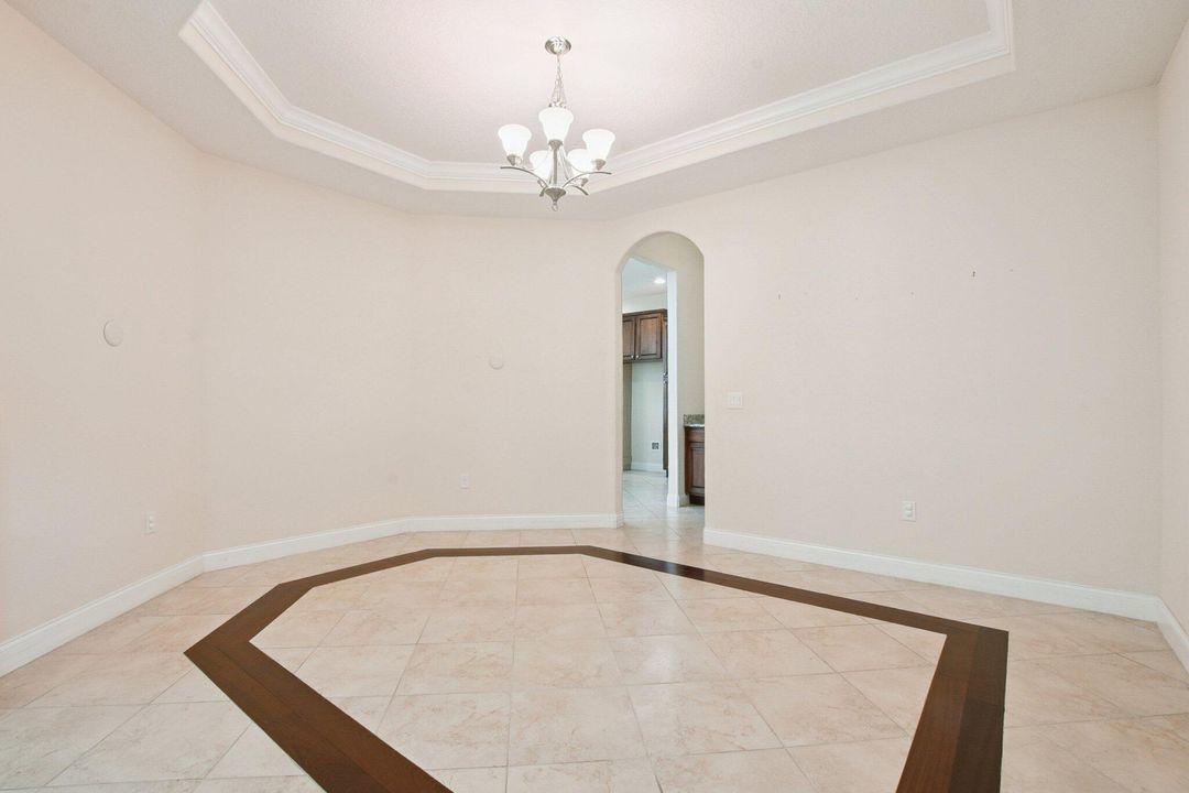 En Venta: $897,000 (4 camas, 5 baños, 3462 Pies cuadrados)