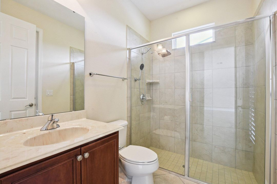 En Venta: $897,000 (4 camas, 5 baños, 3462 Pies cuadrados)