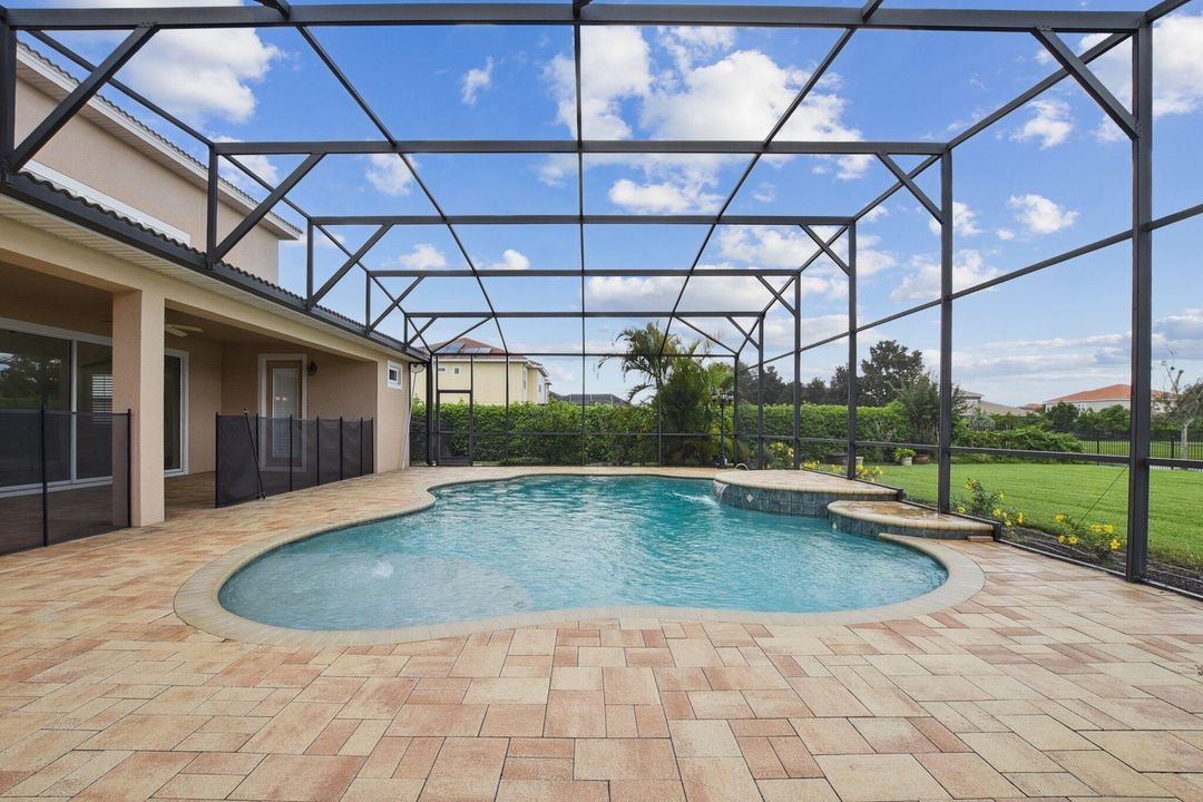 En Venta: $897,000 (4 camas, 5 baños, 3462 Pies cuadrados)