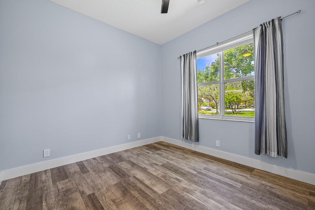 For Sale: $999,000 (4 beds, 3 baths, 2415 Square Feet)