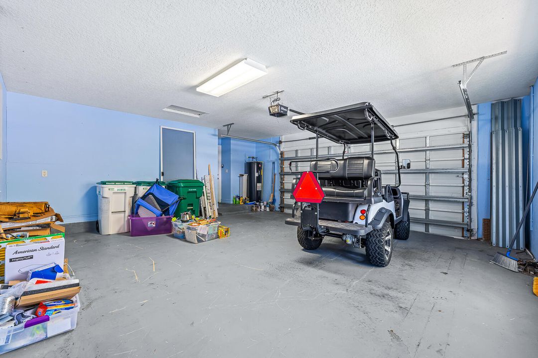 For Sale: $999,000 (4 beds, 3 baths, 2415 Square Feet)