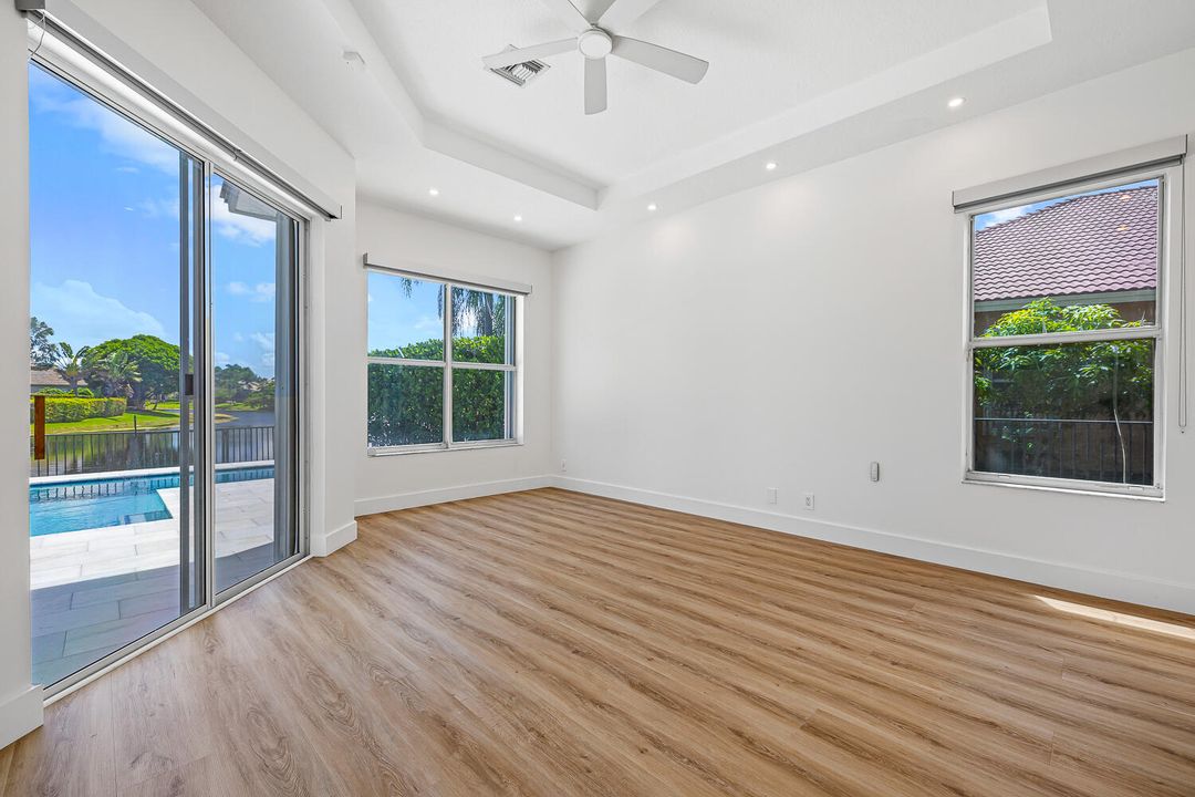 For Sale: $999,000 (4 beds, 3 baths, 2415 Square Feet)